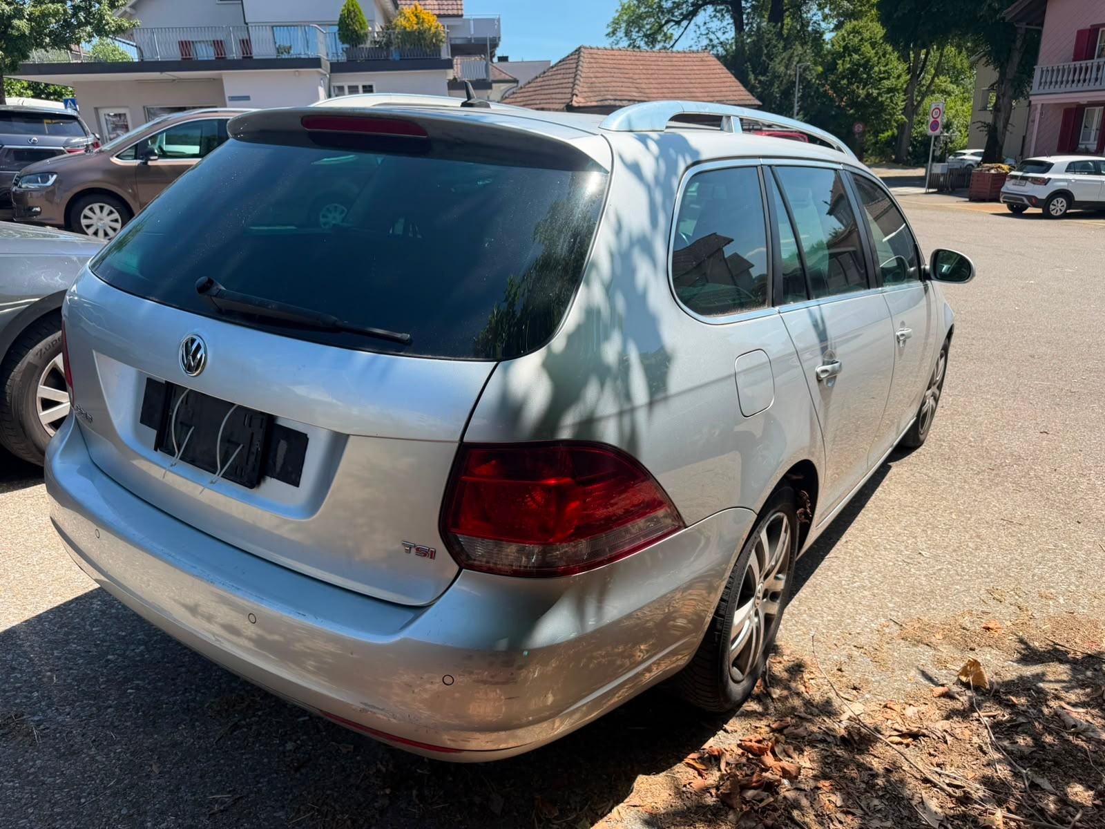VW Golf Variant 1.4 TSI Comfortline DSG-image-5