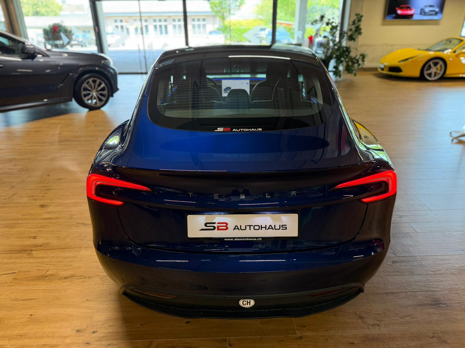 TESLA Model 3 RWD-image-12