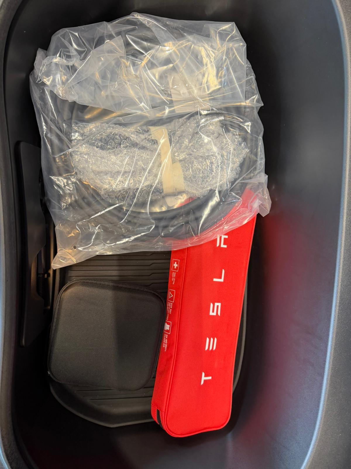 TESLA Model 3 RWD-image-19