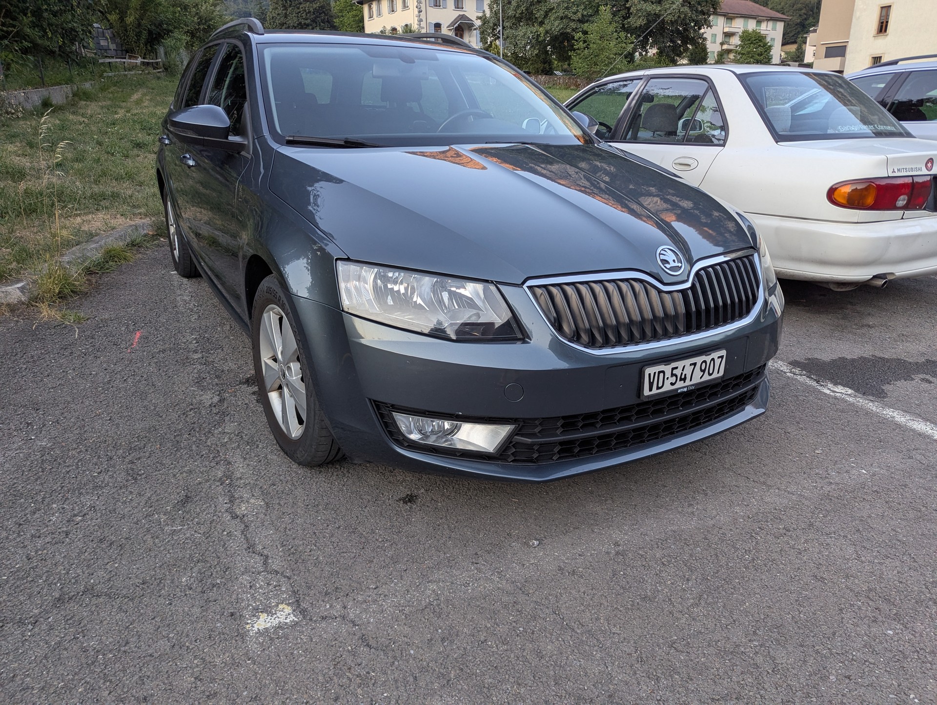 SKODA 1.6 TDI 105 Elegance 4x4-image-0