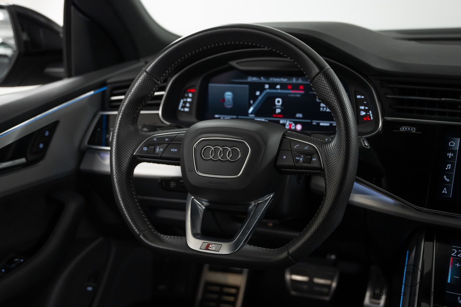 AUDI SQ8 4.0 V8 TDI quattro T-Tronic-image-14