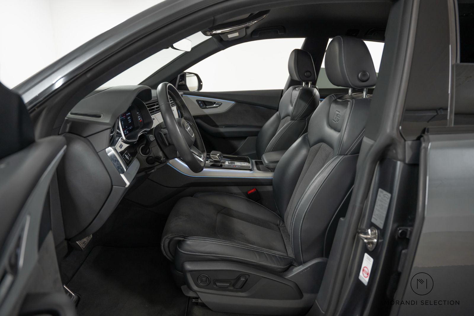 AUDI SQ8 4.0 V8 TDI quattro T-Tronic-image-12
