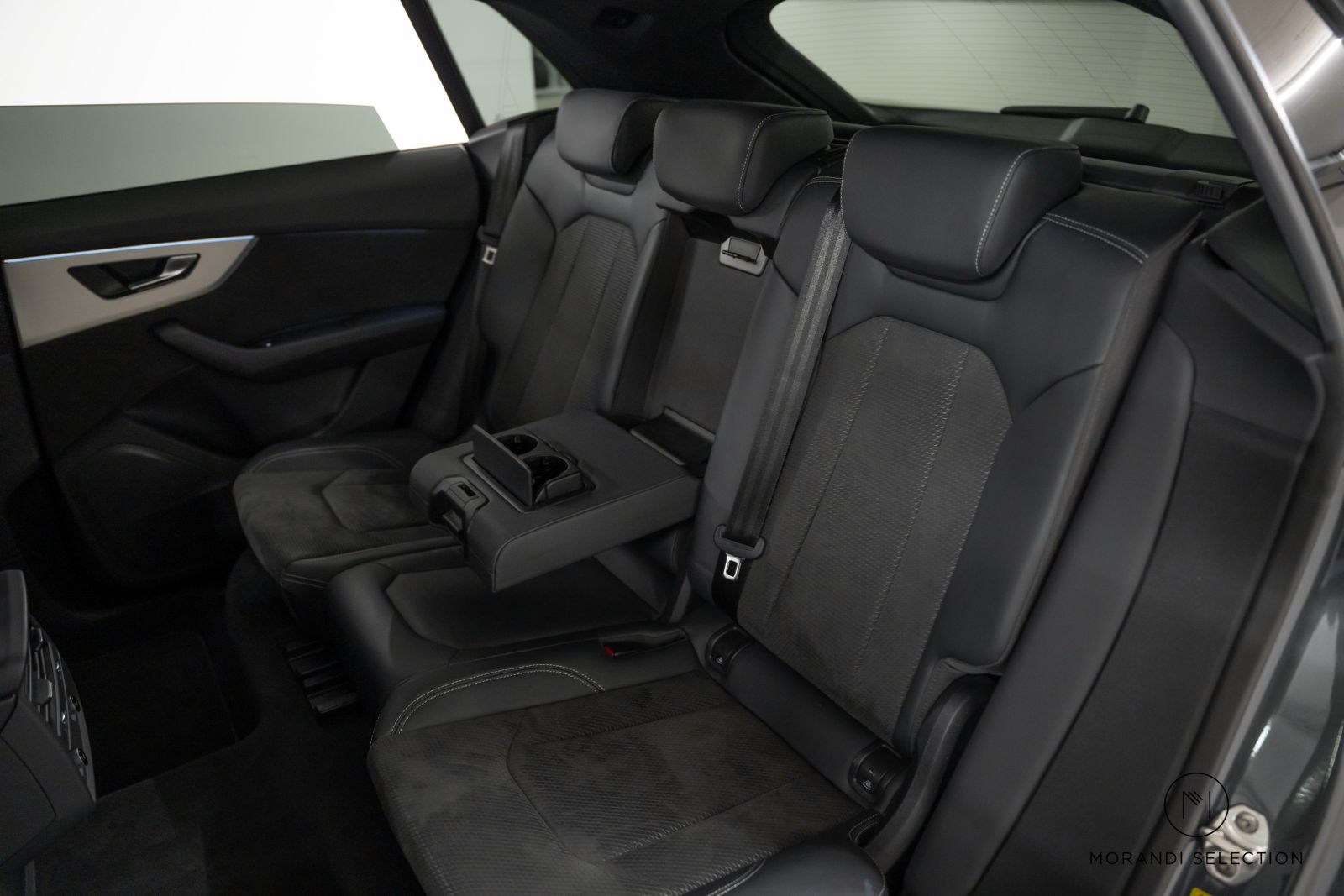 AUDI SQ8 4.0 V8 TDI quattro T-Tronic-image-30