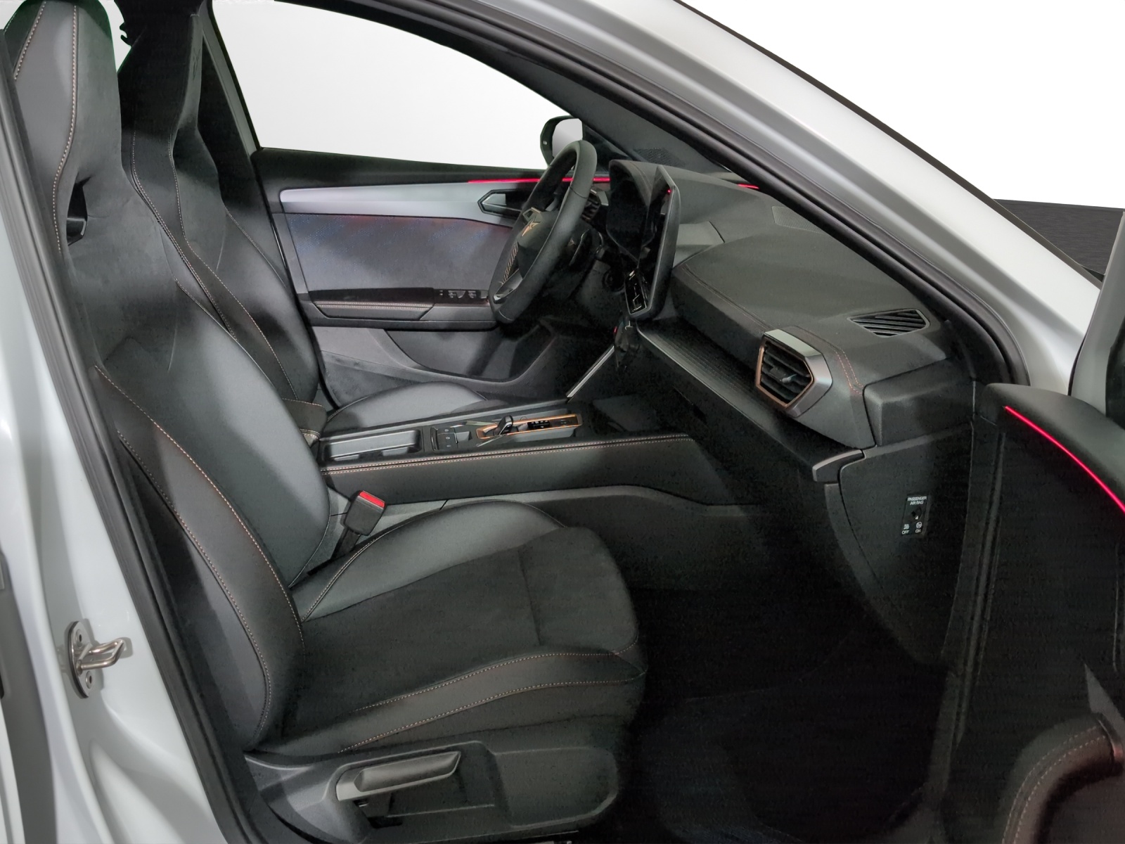 CUPRA LEON ST 1.5 eTSI Prime Edition DSG-image-6