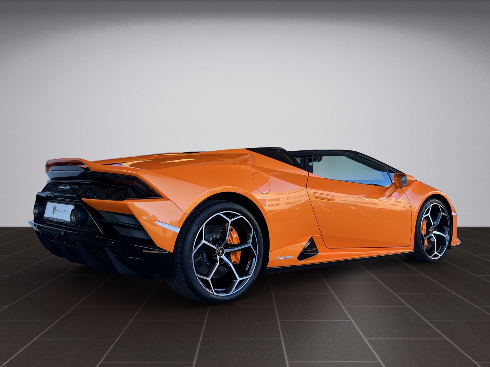 LAMBORGHINI Huracan EVO Spyder MY21-image-2