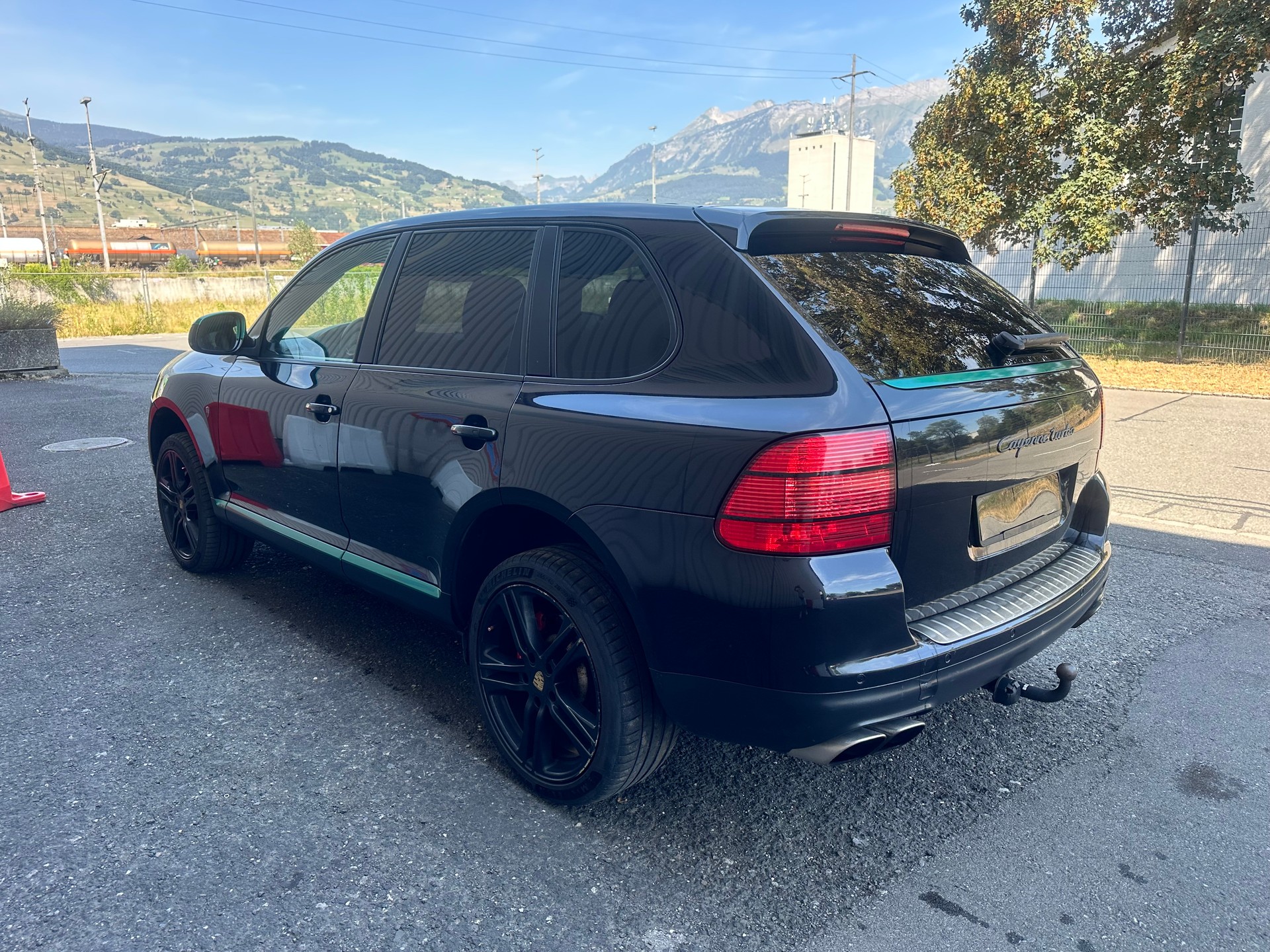 PORSCHE Cayenne Turbo-image-8
