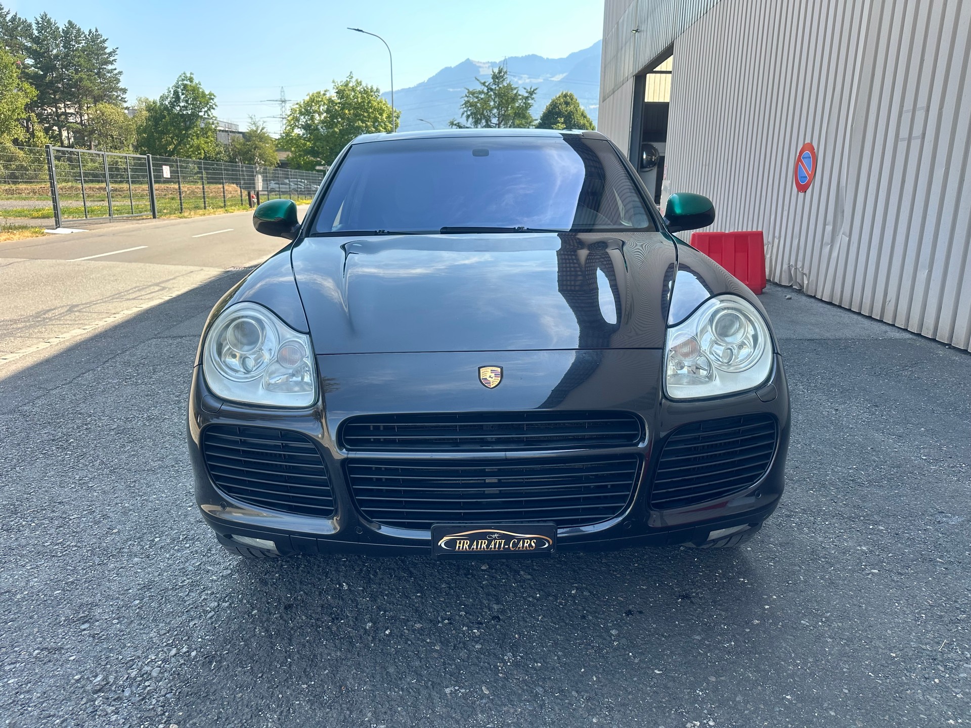 PORSCHE Cayenne Turbo-image-0