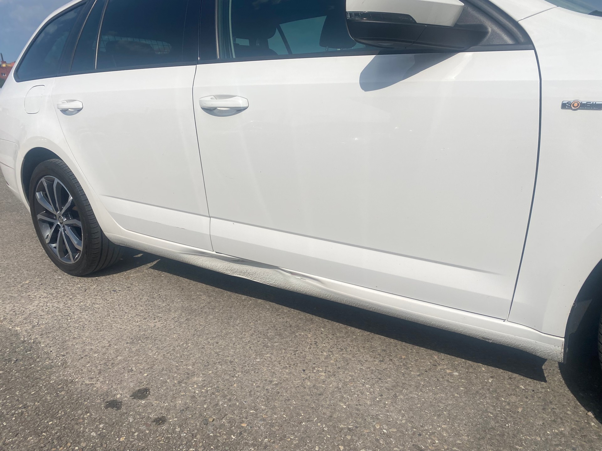 SKODA Octavia Combi 1.5 TSI Ambition DSG-image-10