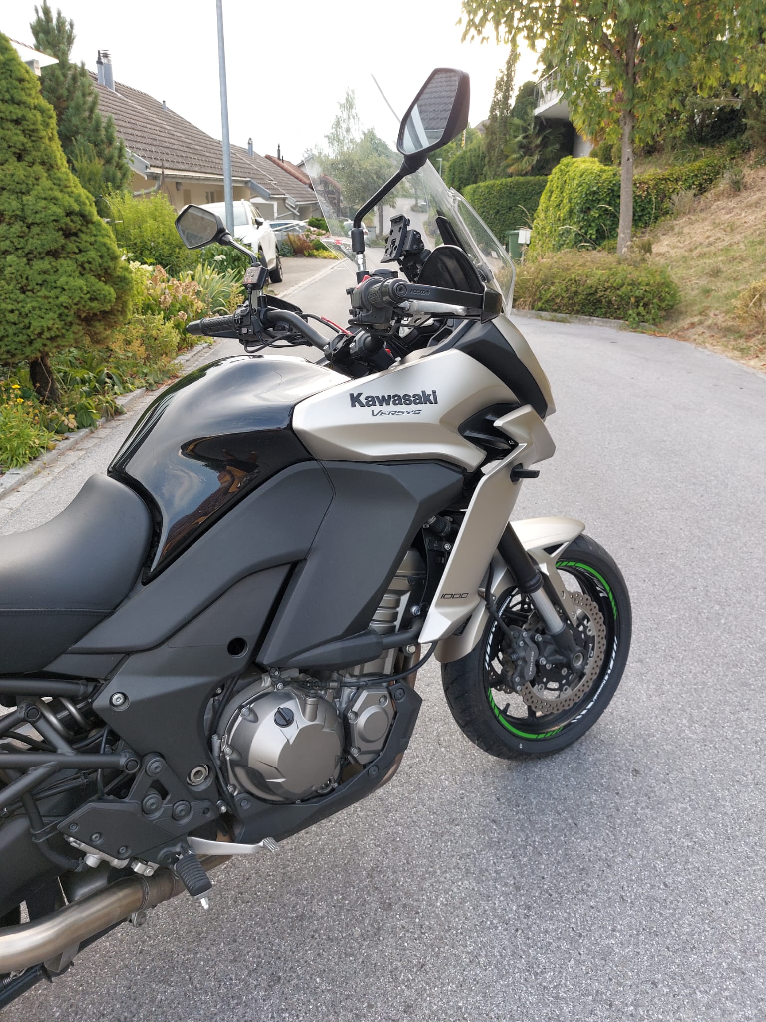KAWASAKI Versys 1000-image-2