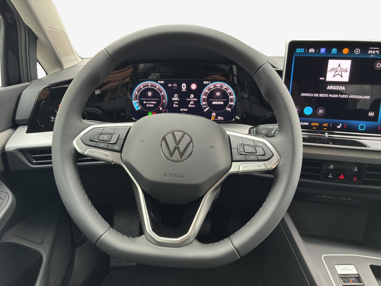 VW Golf 1.5 e TSI mHEV Value DSG-image-9