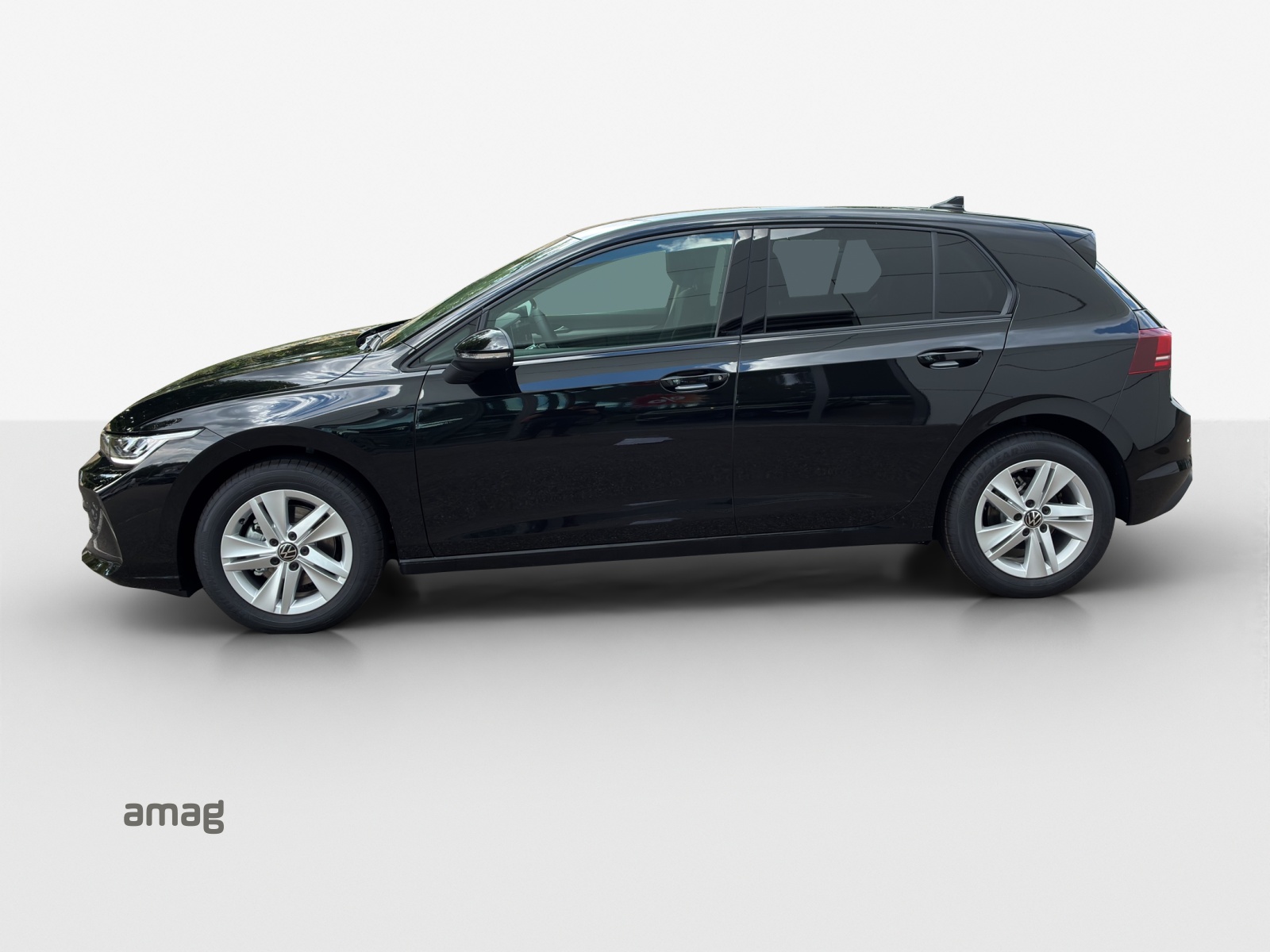 VW Golf 1.5 e TSI mHEV Value DSG-image-1