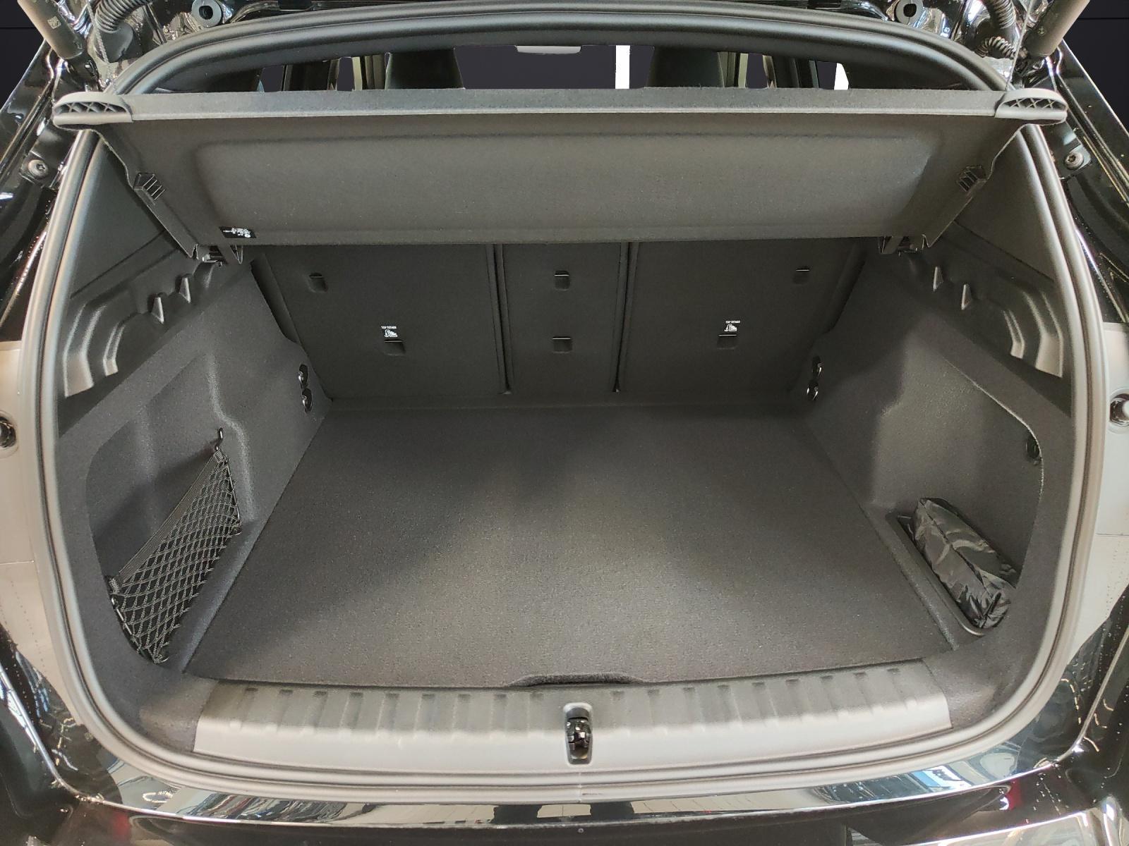 BMW X1 23d xDrive-image-16
