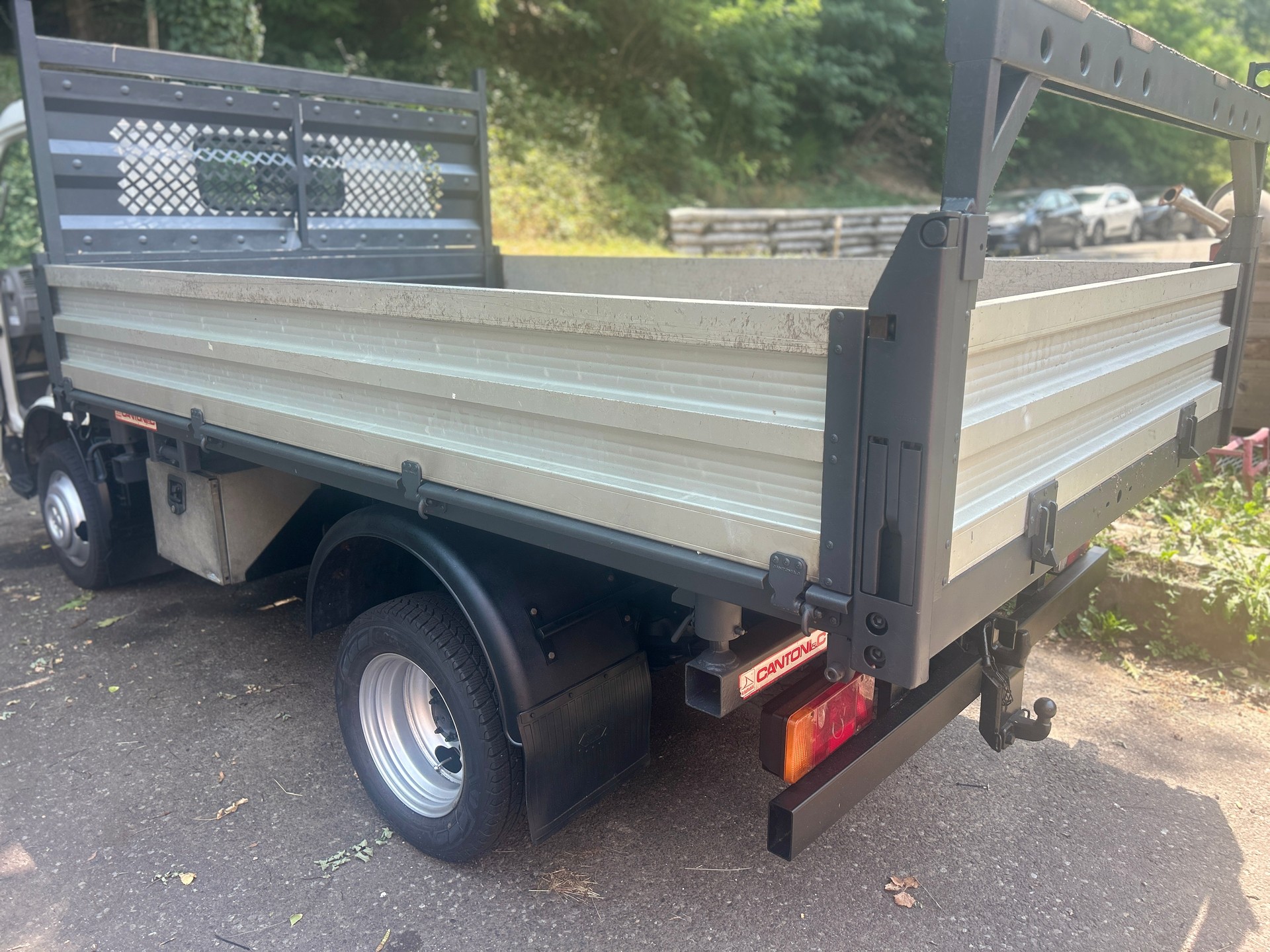 TOYOTA Dyna 150 SWB-image-2