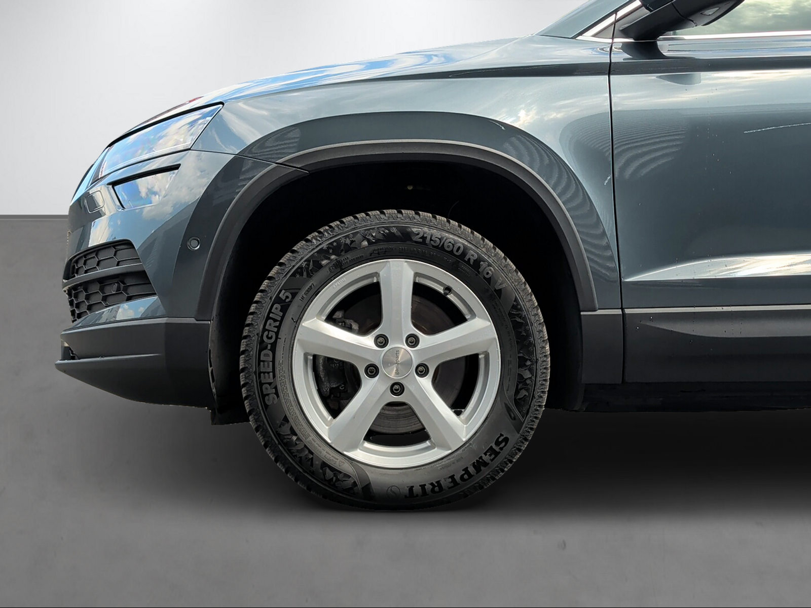 SKODA Karoq 2.0 TDI Style 4x4 DSG-showroom-element-3