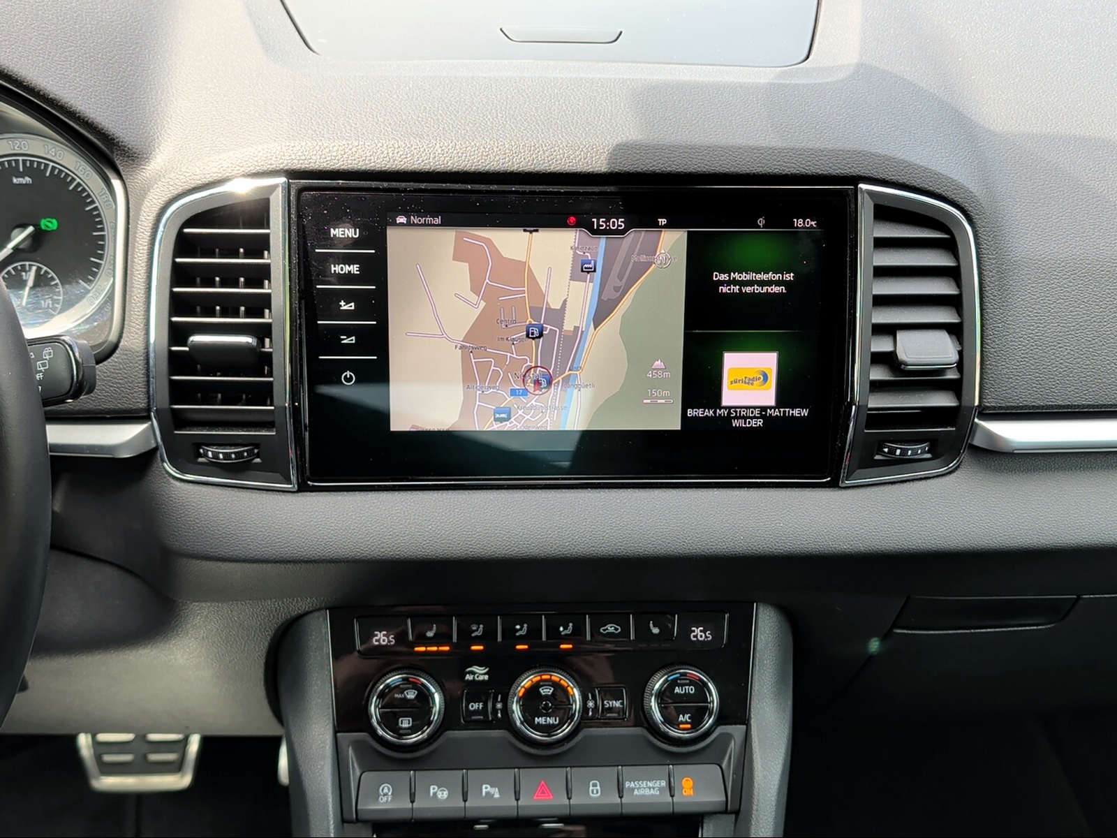 SKODA Karoq 2.0 TDI Style 4x4 DSG-image-7