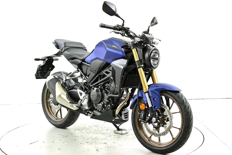 HONDA CB 300 R-showroom-element-1