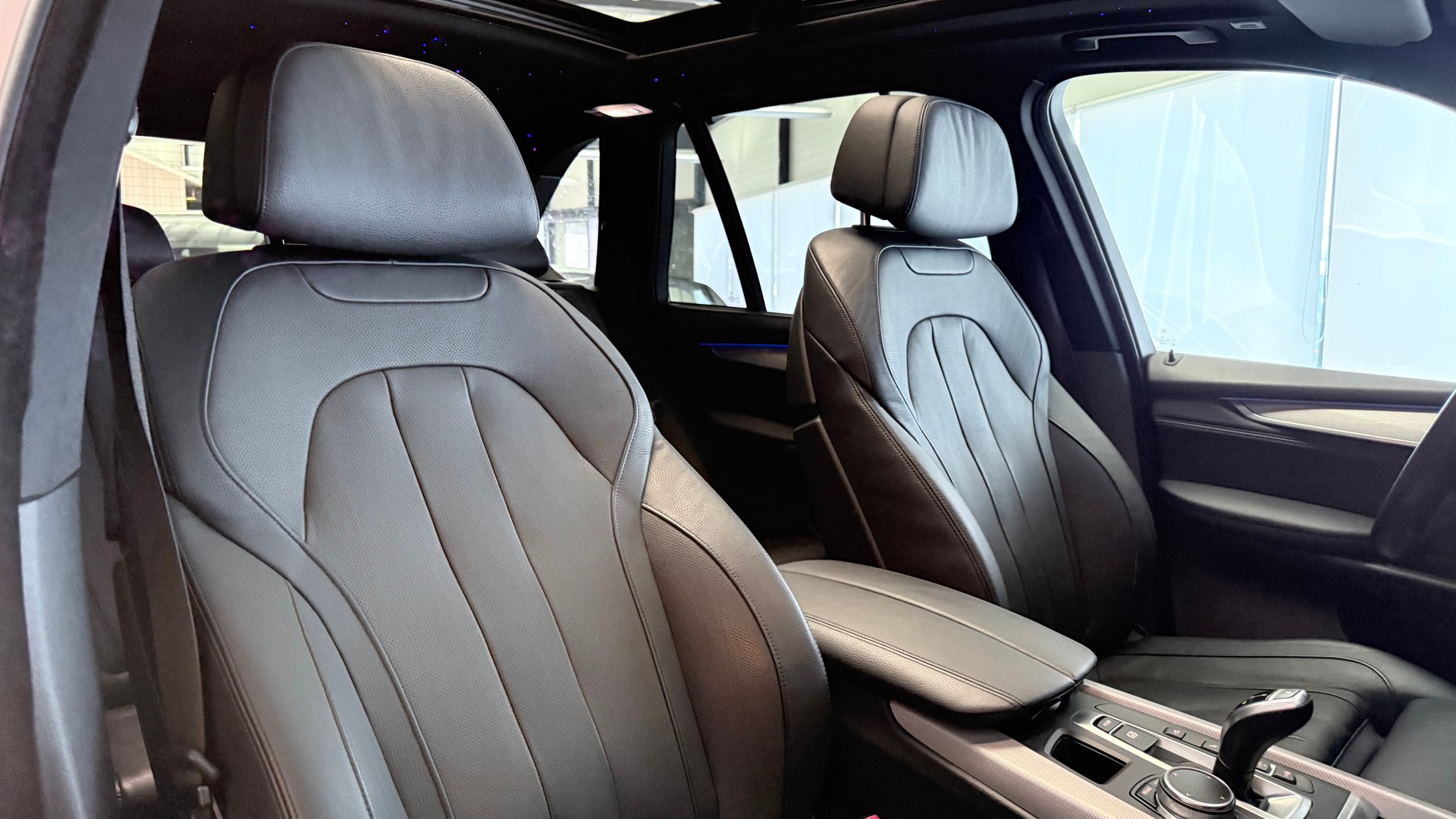 BMW X5 30d xDrive SAG-image-25