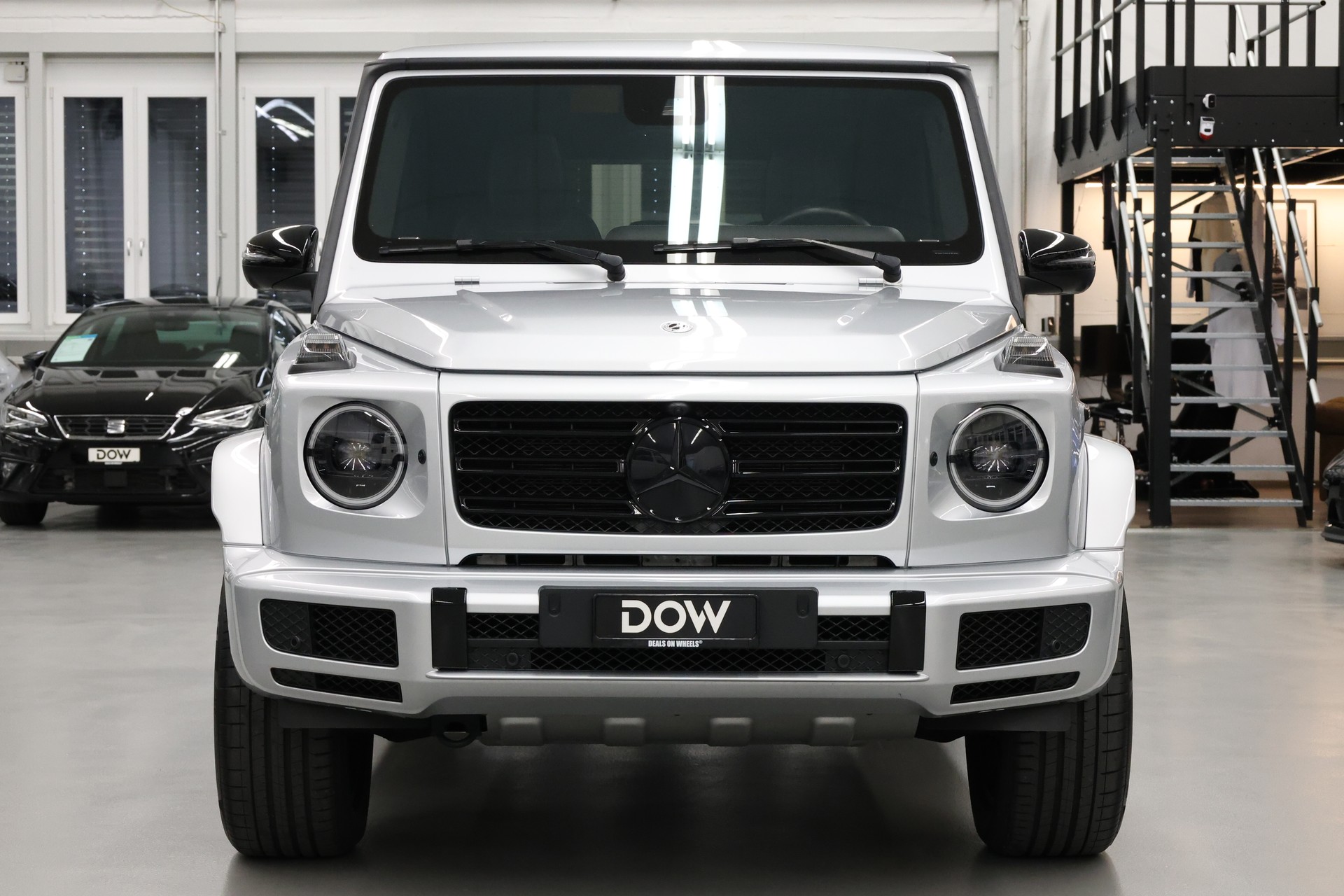 MERCEDES-BENZ G 500 AMG Line-image-5