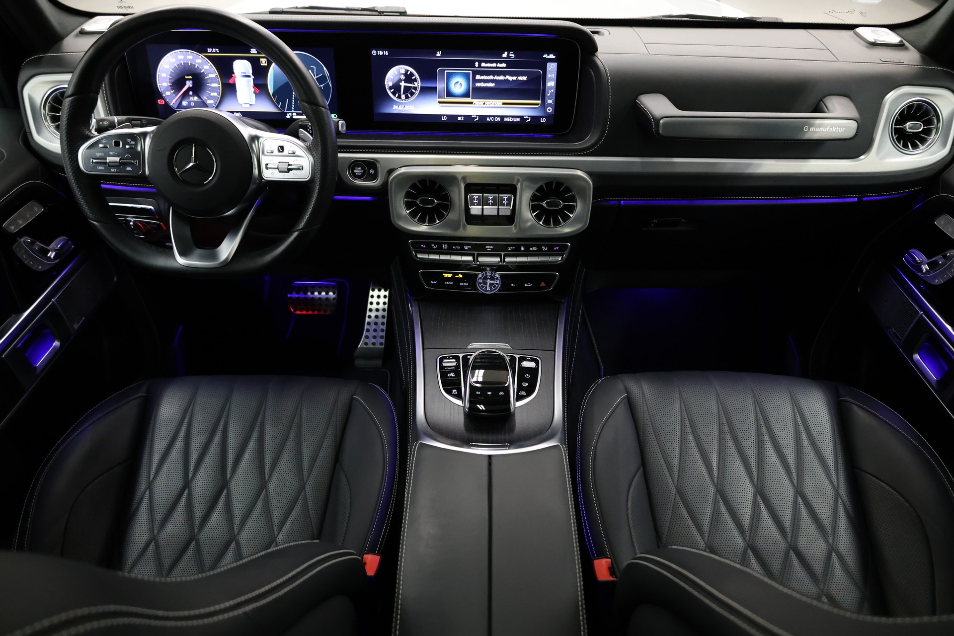 MERCEDES-BENZ G 500 AMG Line-image-12