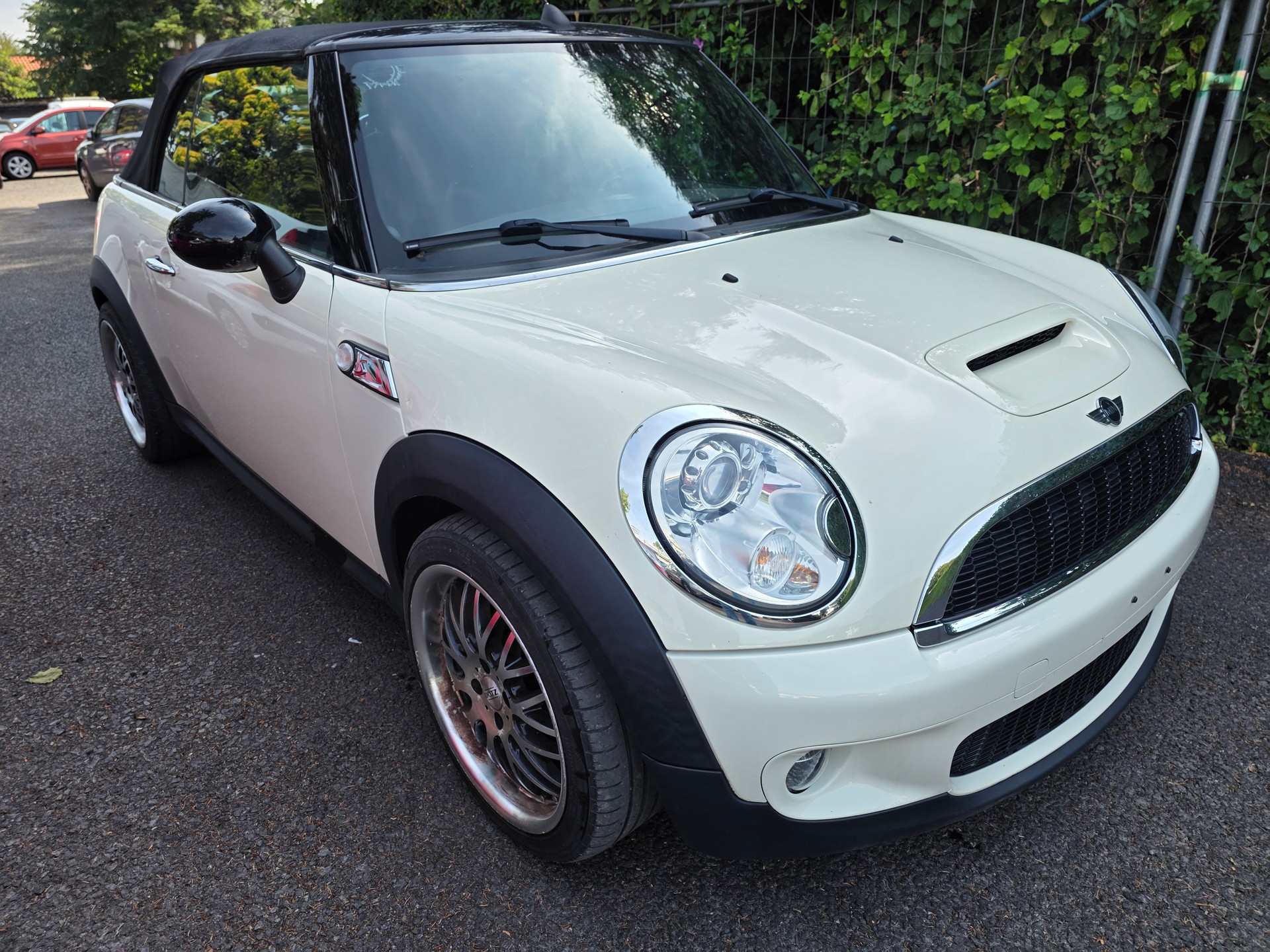 MINI Cooper S-image-2
