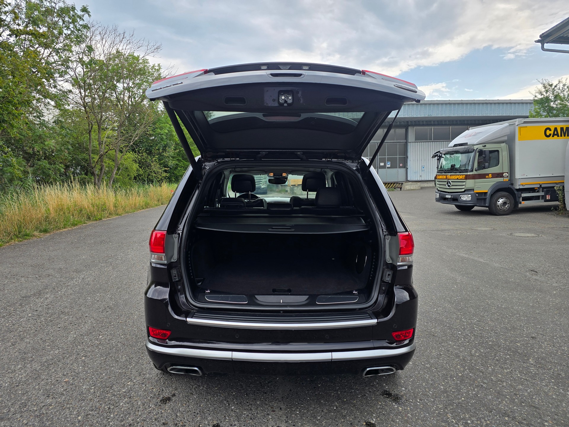 JEEP Grand Cherokee 3.0 CRD Summit Automatic-image-6