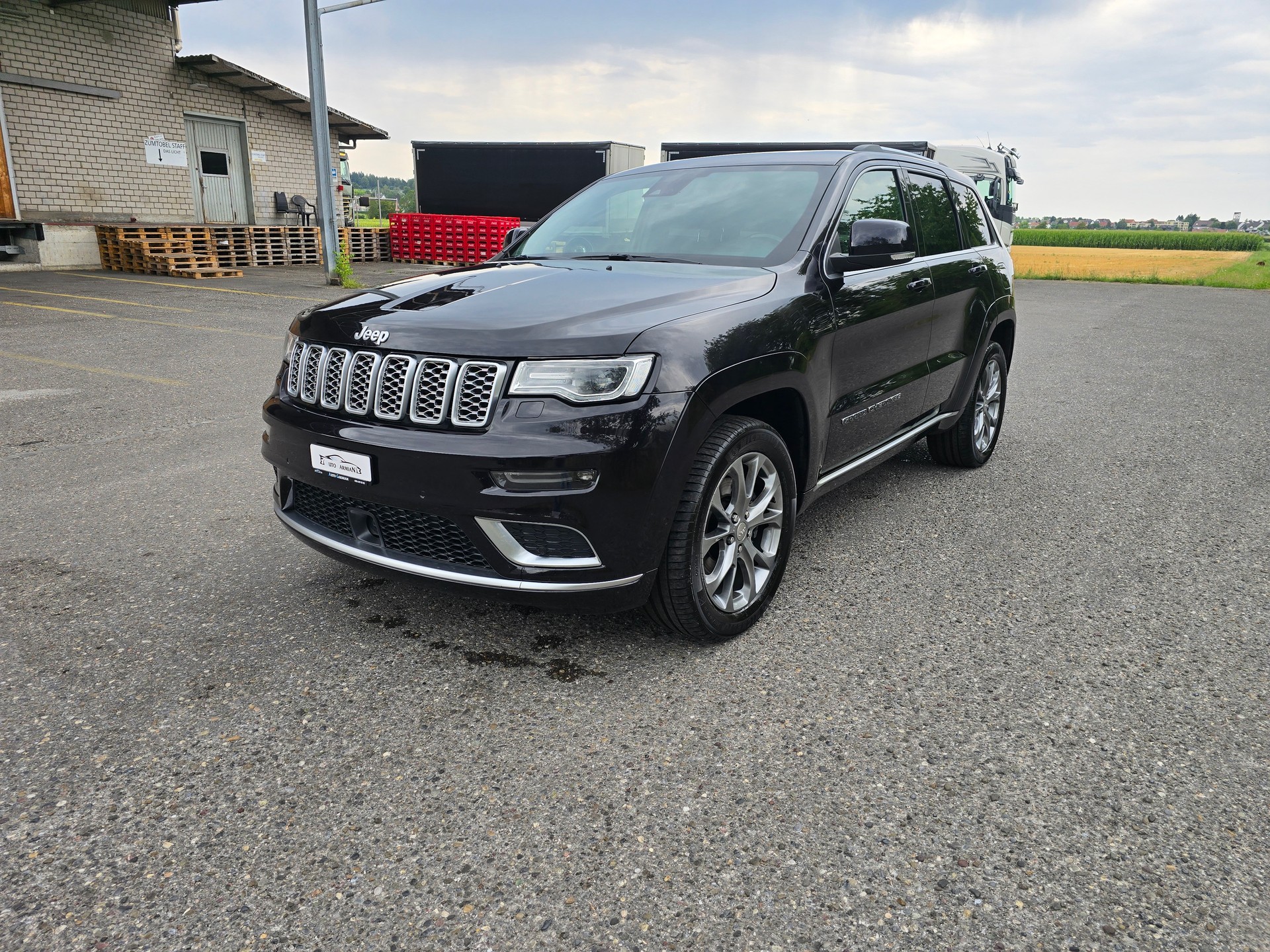 JEEP Grand Cherokee 3.0 CRD Summit Automatic-image-2