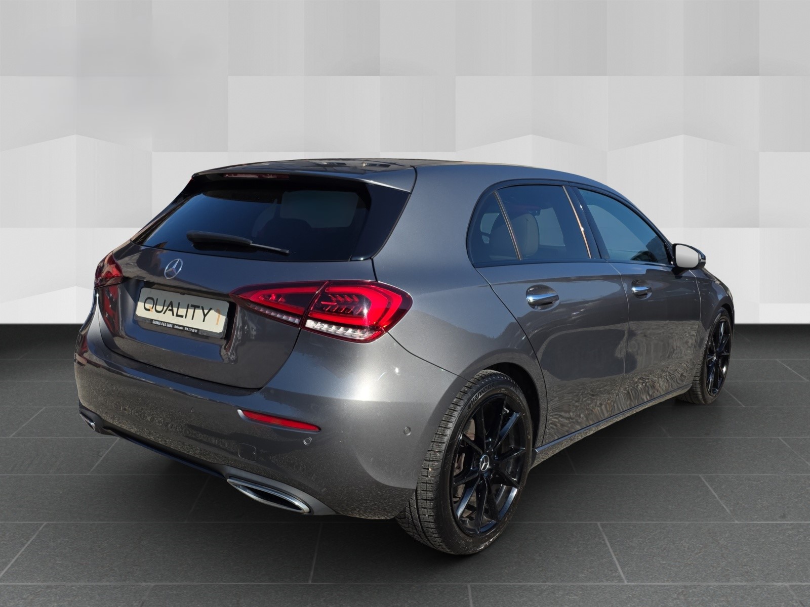 MERCEDES-BENZ A 180 Progressive 7G-DCT-image-4