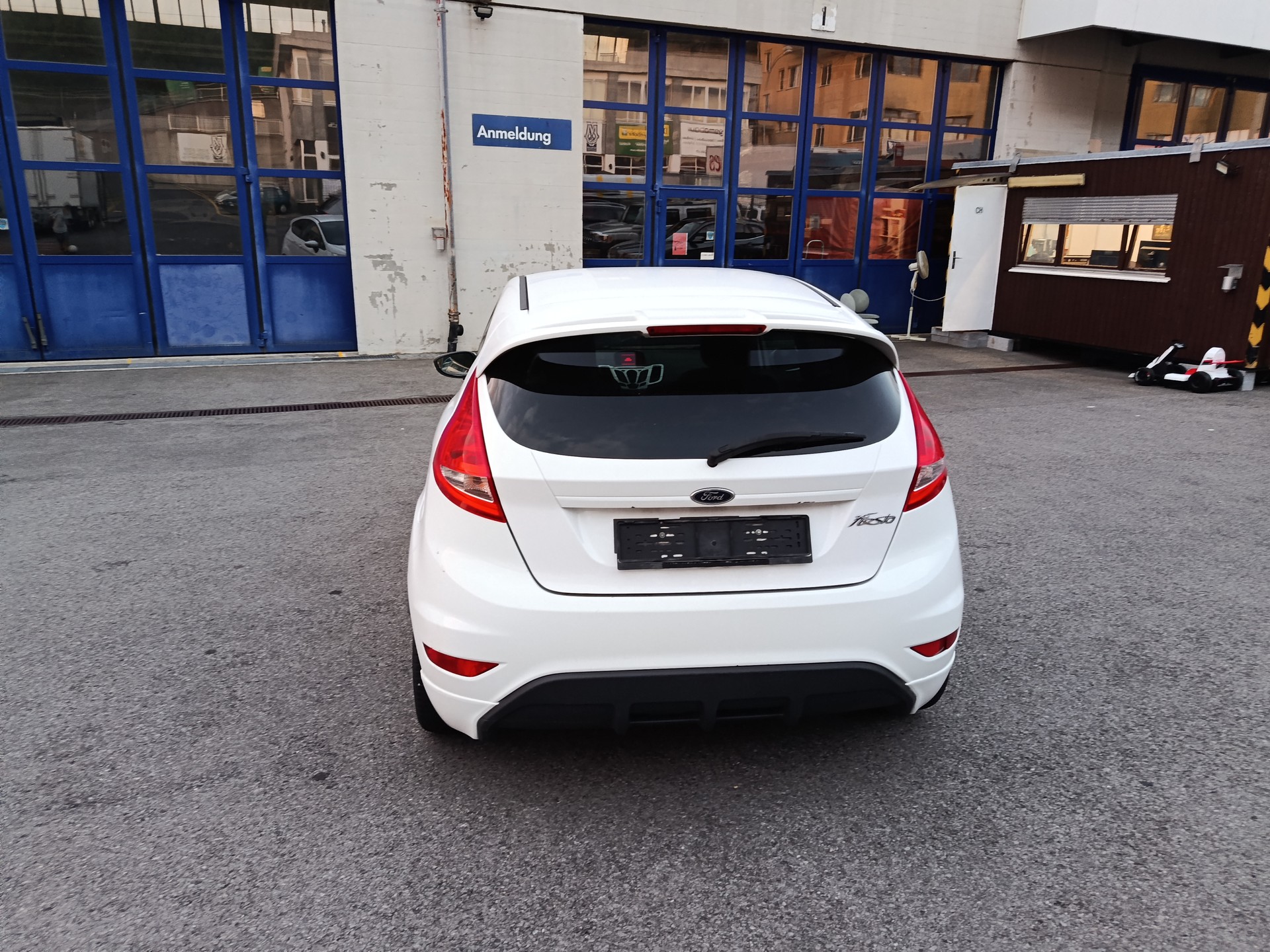 FORD Fiesta 1.6 16V Titanium-image-3