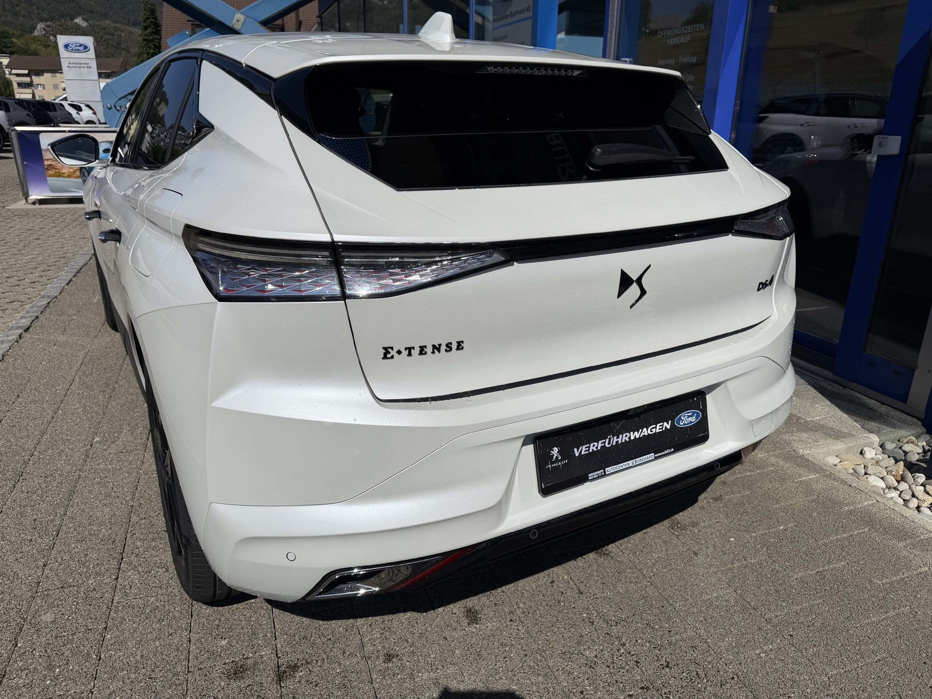 DS AUTOMOBILES DS4 1.6 E-Tense Performance Line-image-3