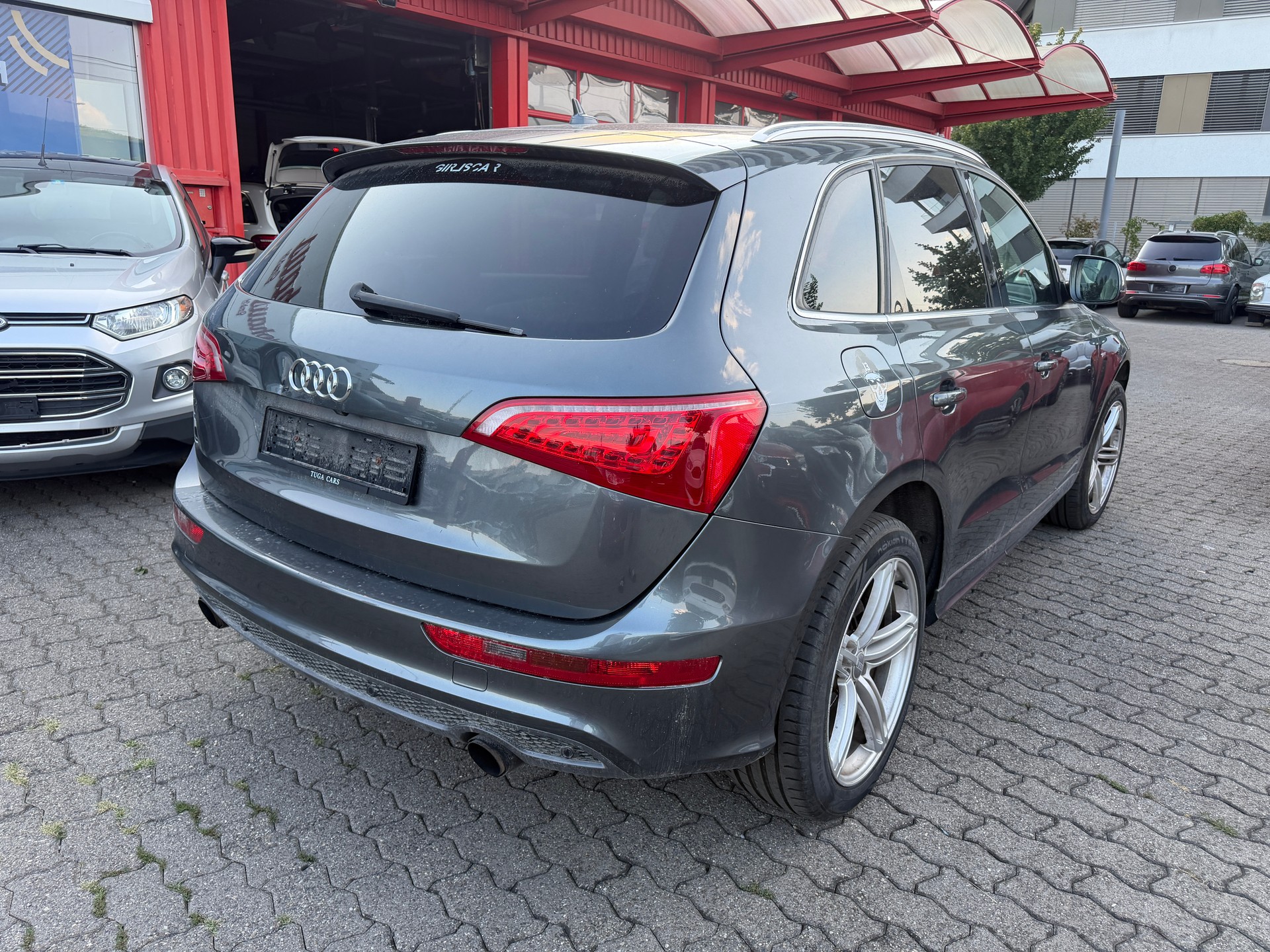 AUDI Q5 2.0 Tdi quattro S-tronic-image-6