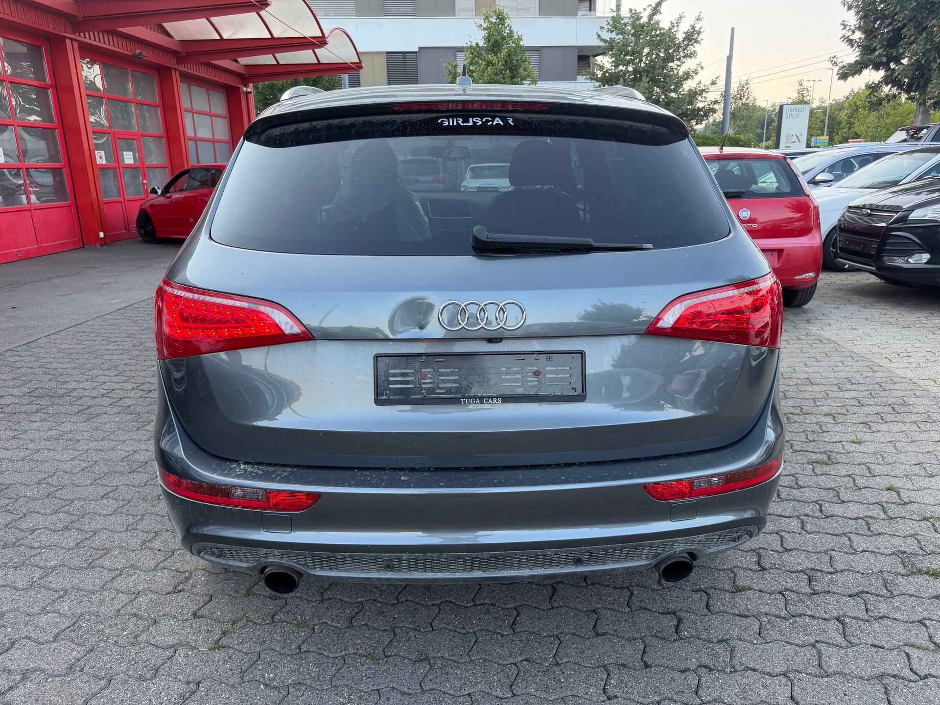 AUDI Q5 2.0 Tdi quattro S-tronic-image-4