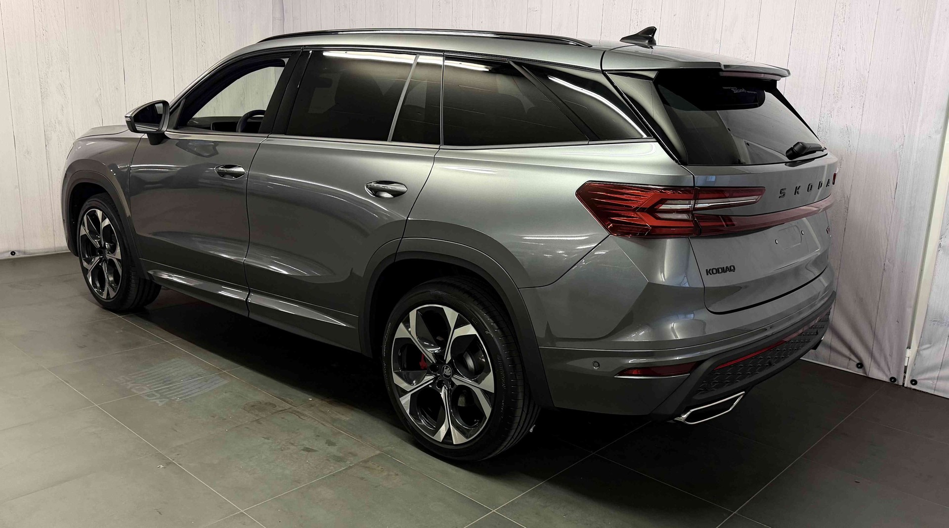 SKODA Kodiaq 2.0 TSI RS 4x4-image-13