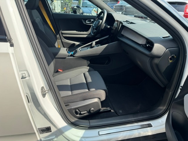 POLESTAR 2 Long Range Dual Motor Performance-image-13