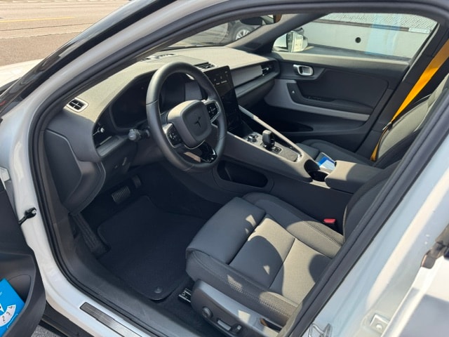 POLESTAR 2 Long Range Dual Motor Performance-image-12