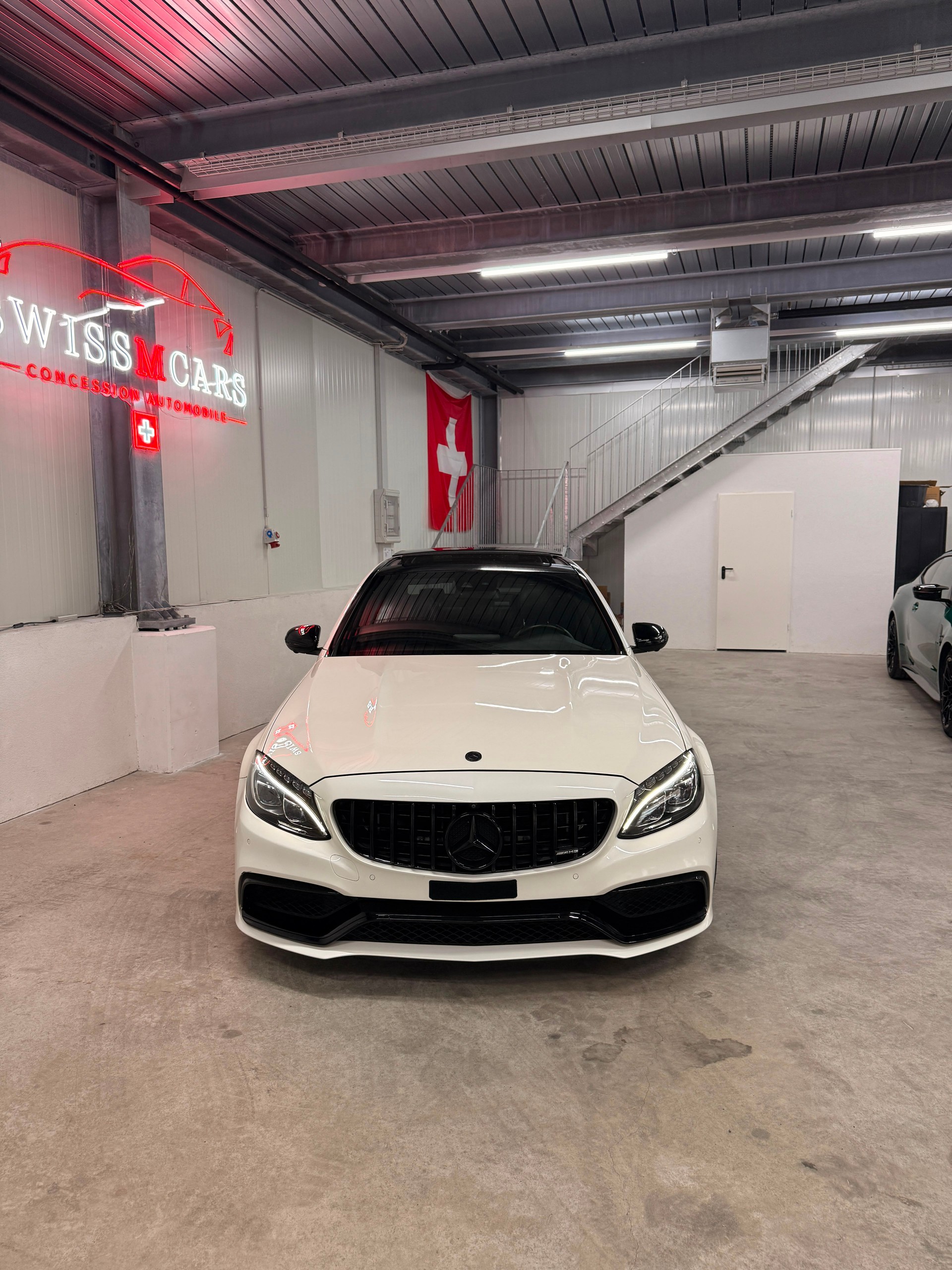 MERCEDES-BENZ C 63 S AMG Speedshift-image-2
