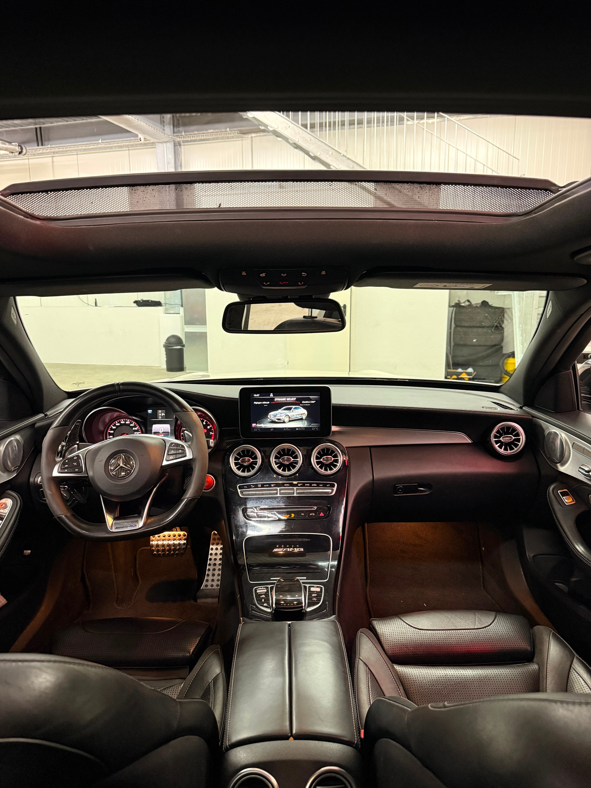 MERCEDES-BENZ C 63 S AMG Speedshift-image-9