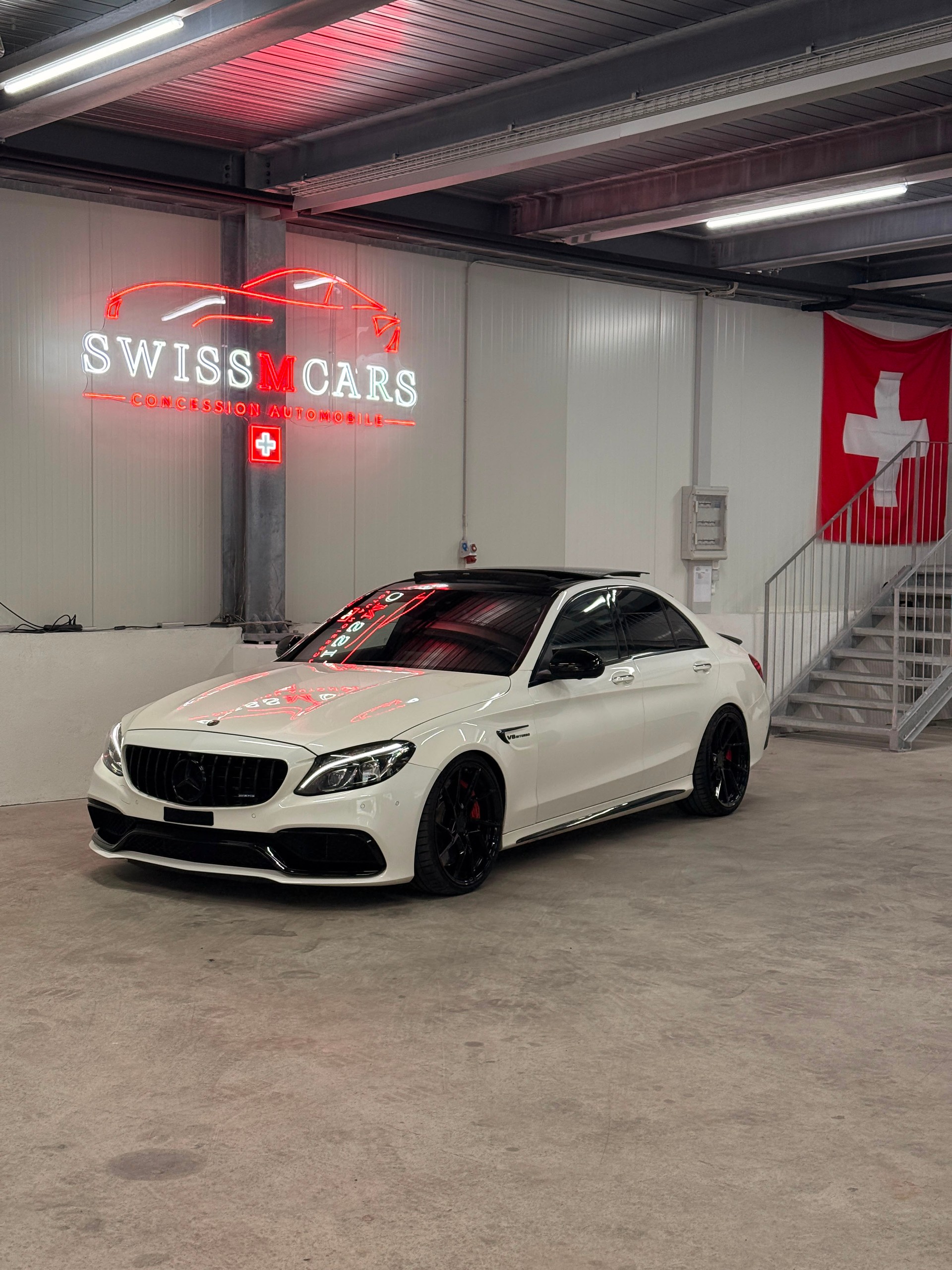 MERCEDES-BENZ C 63 S AMG Speedshift-image-1