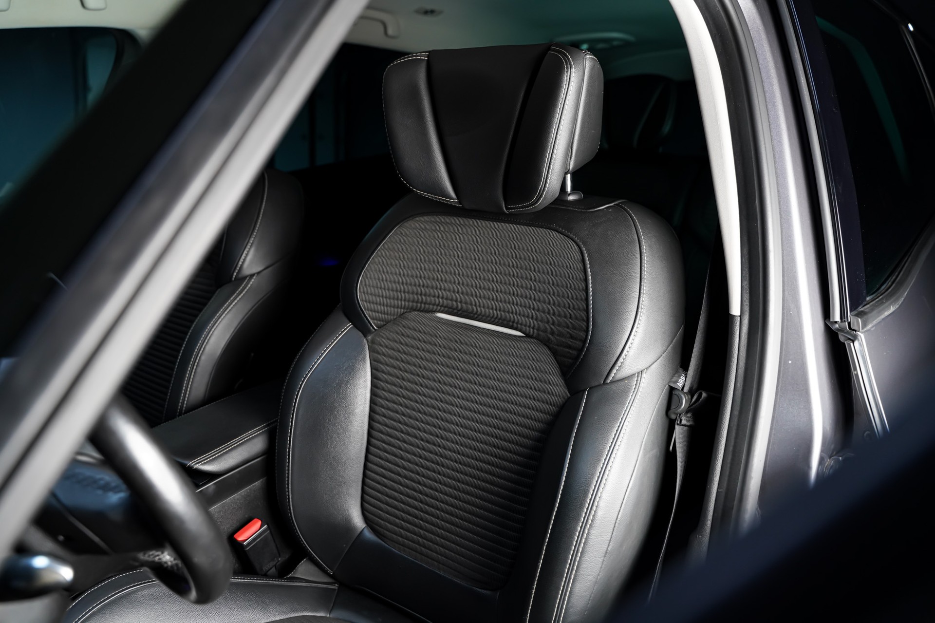 RENAULT Grand Scénic 1.6 dCi Bose-image-11