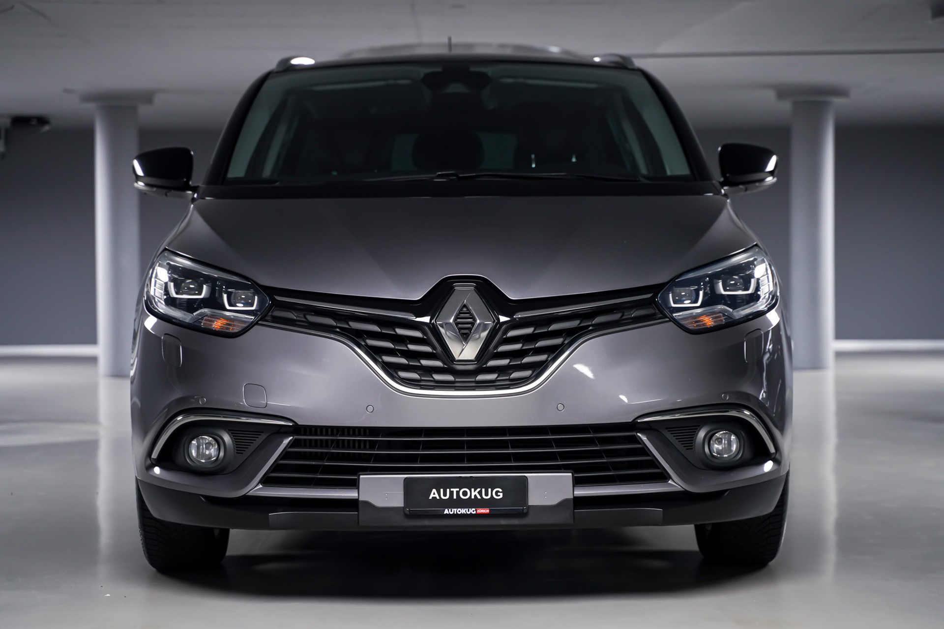 RENAULT Grand Scénic 1.6 dCi Bose-image-1