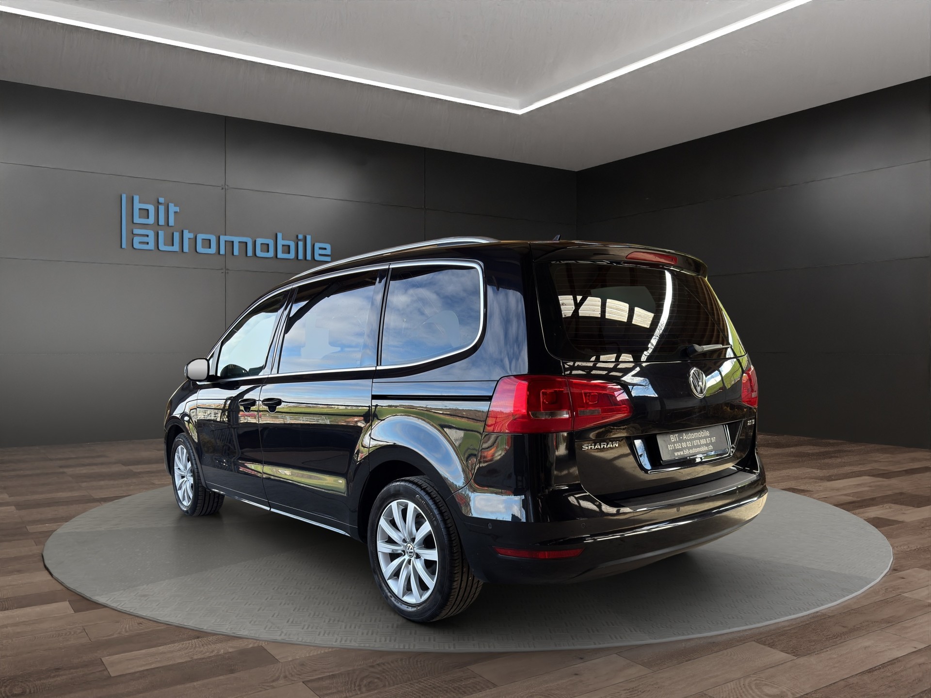 VW Sharan 2.0 TSI Highline DSG 7Plätzer-image-4