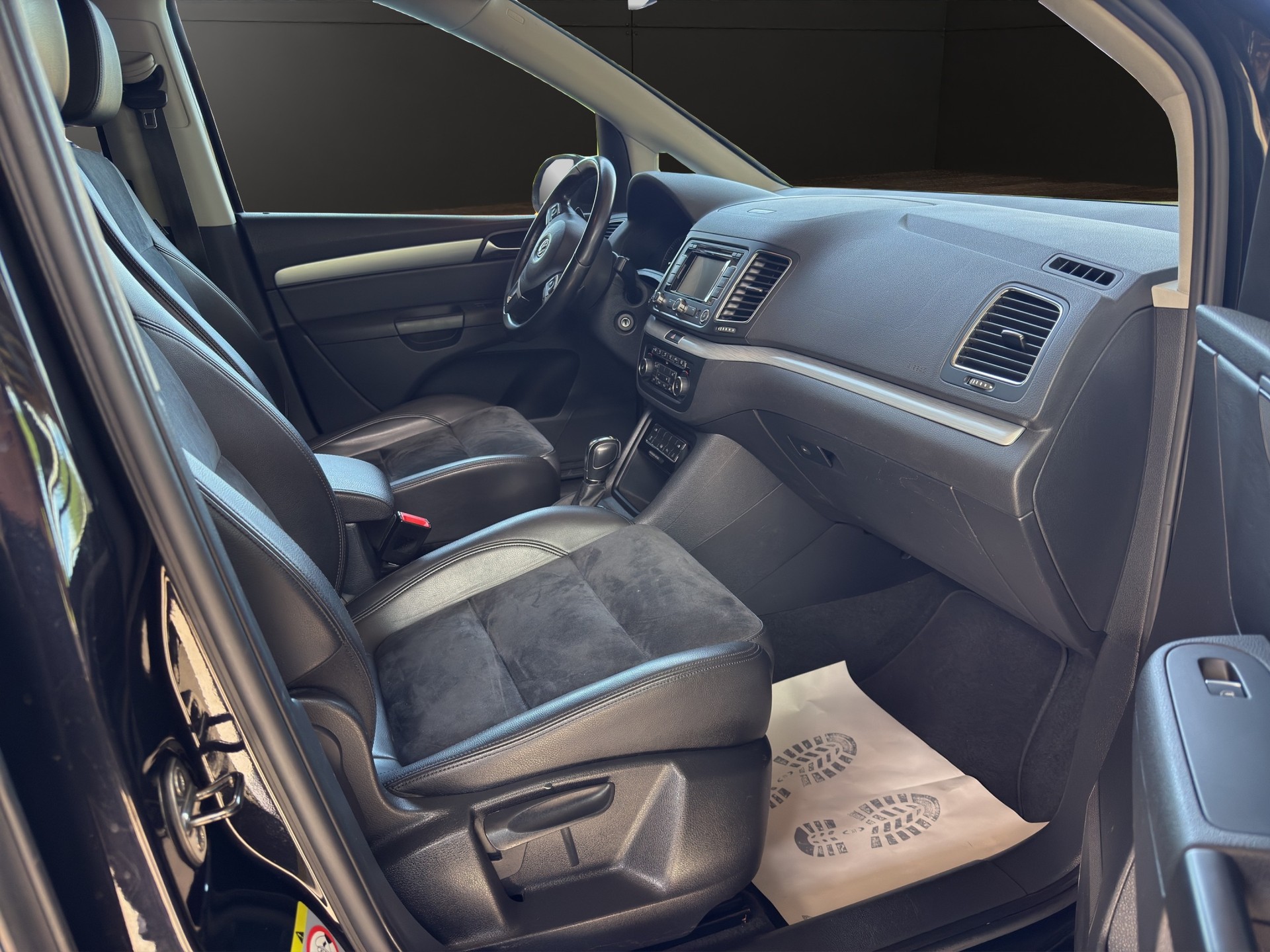VW Sharan 2.0 TSI Highline DSG 7Plätzer-image-10