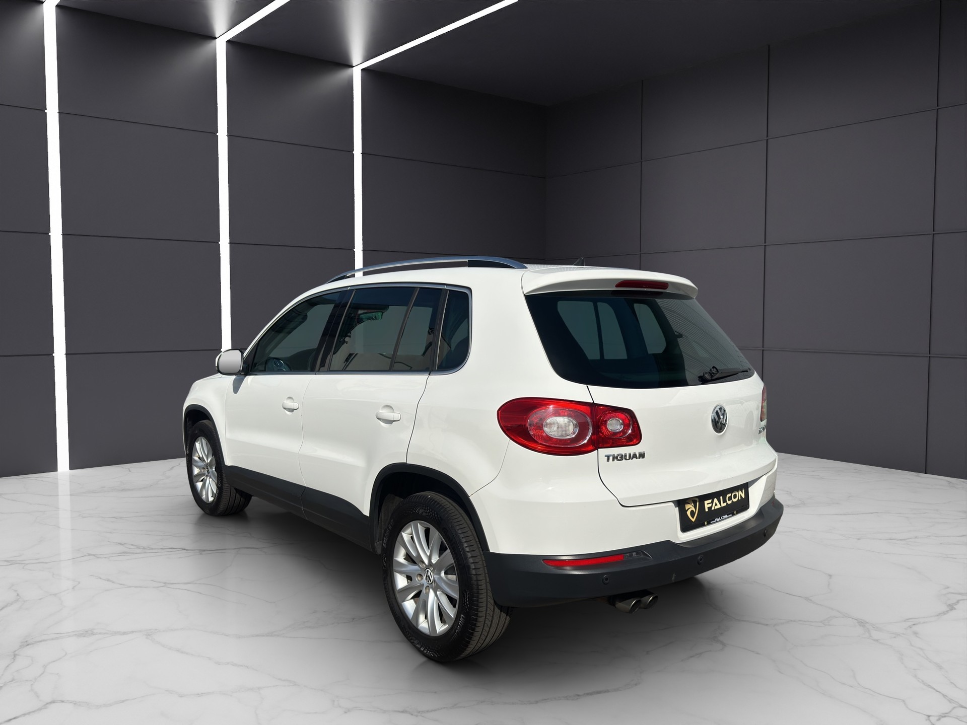 VW Tiguan 2.0 TSI Sport&Style Tiptronic-image-3