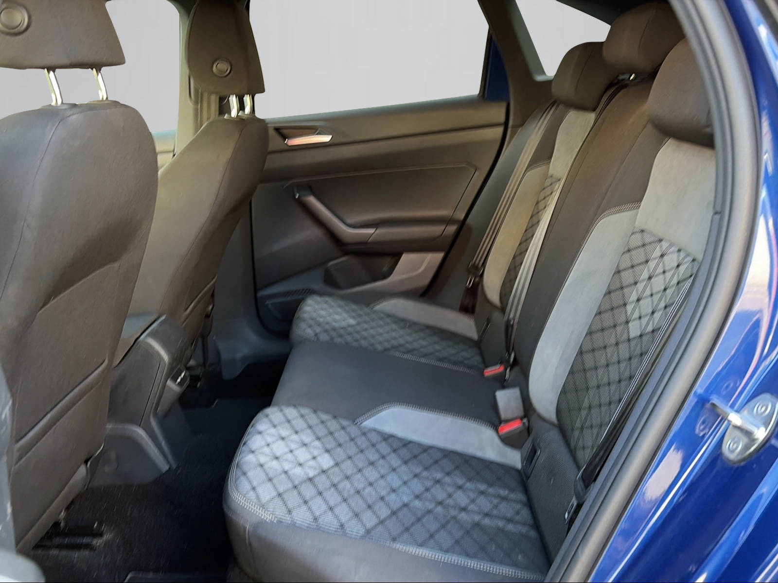 VW Taigo 1.0 TSI R-Line DSG-image-9