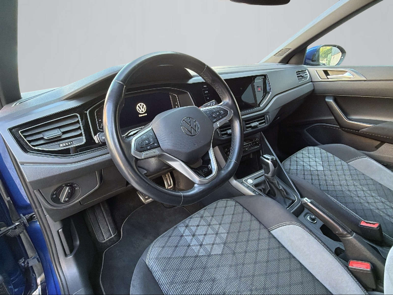 VW Taigo 1.0 TSI R-Line DSG-image-7