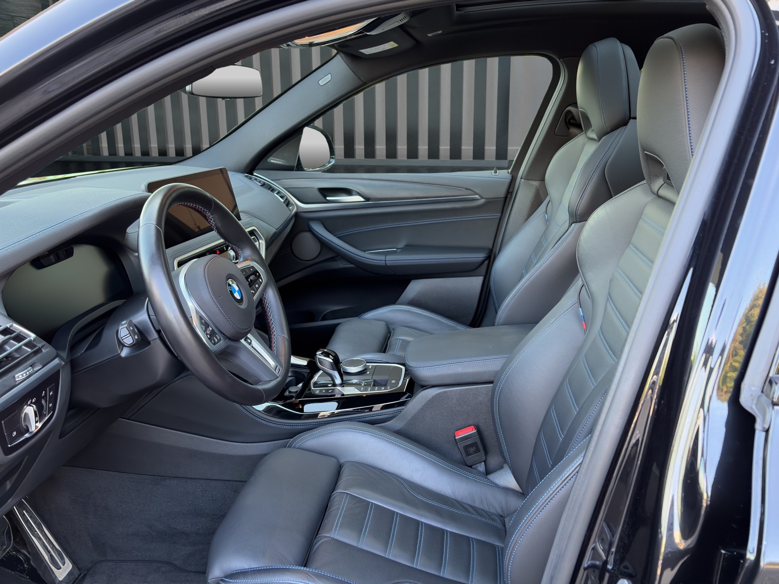 BMW X4 M40i M AERODYNAMIKPAKET-image-17