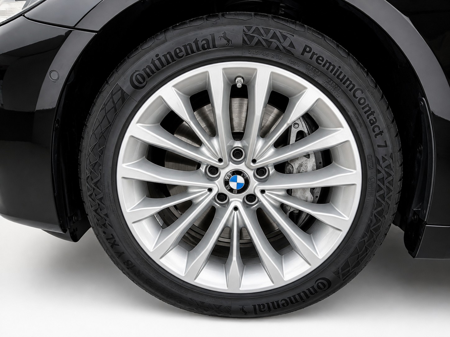BMW 530d xDrive Touring * Luxury Line * CH FAHRZEUG *-image-21