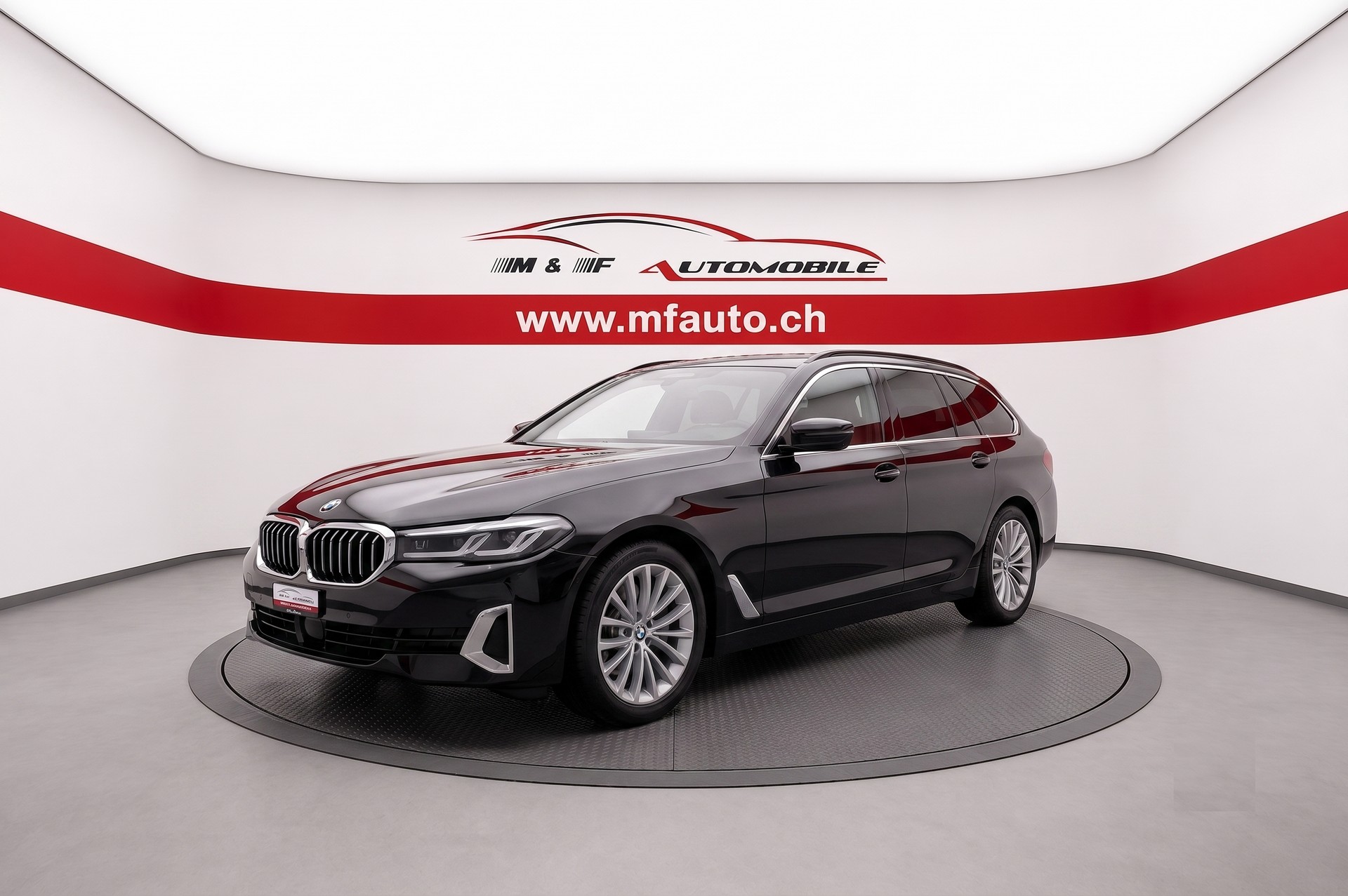 BMW 530d xDrive Touring * Luxury Line * CH FAHRZEUG *-image-0