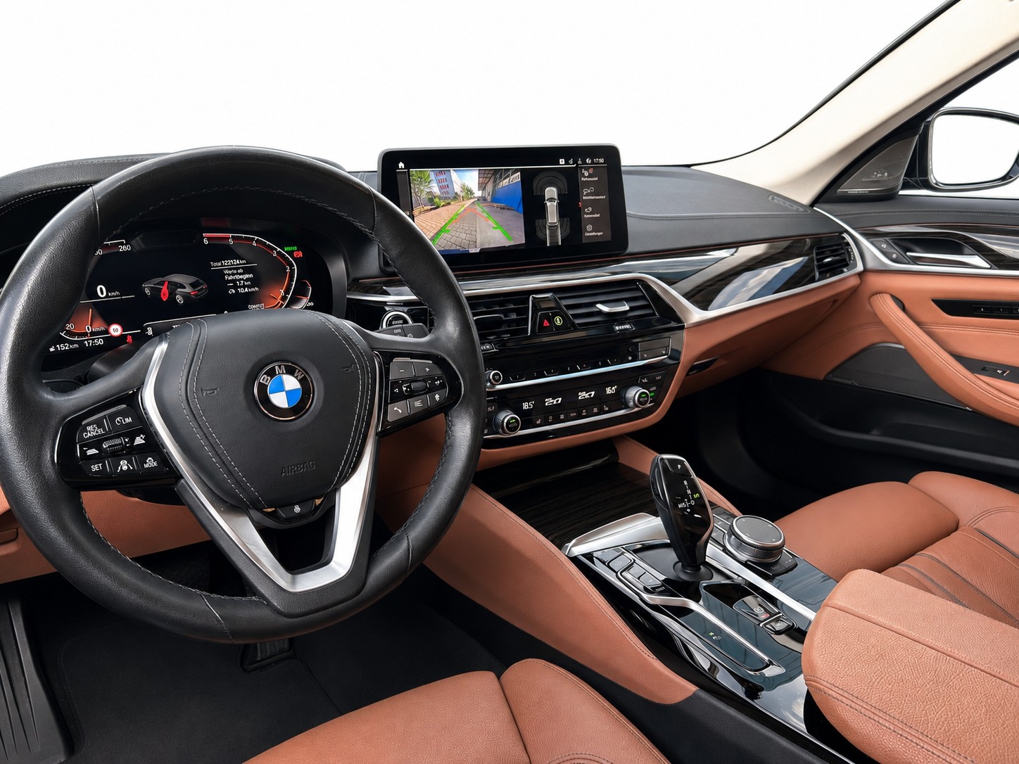 BMW 530d xDrive Touring * Luxury Line * CH FAHRZEUG *-image-9