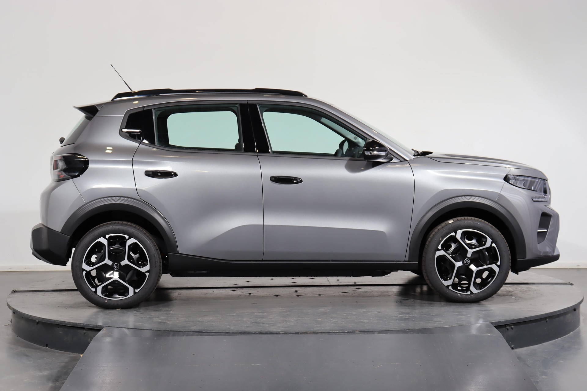 CITROEN e-C3 Plus-image-1