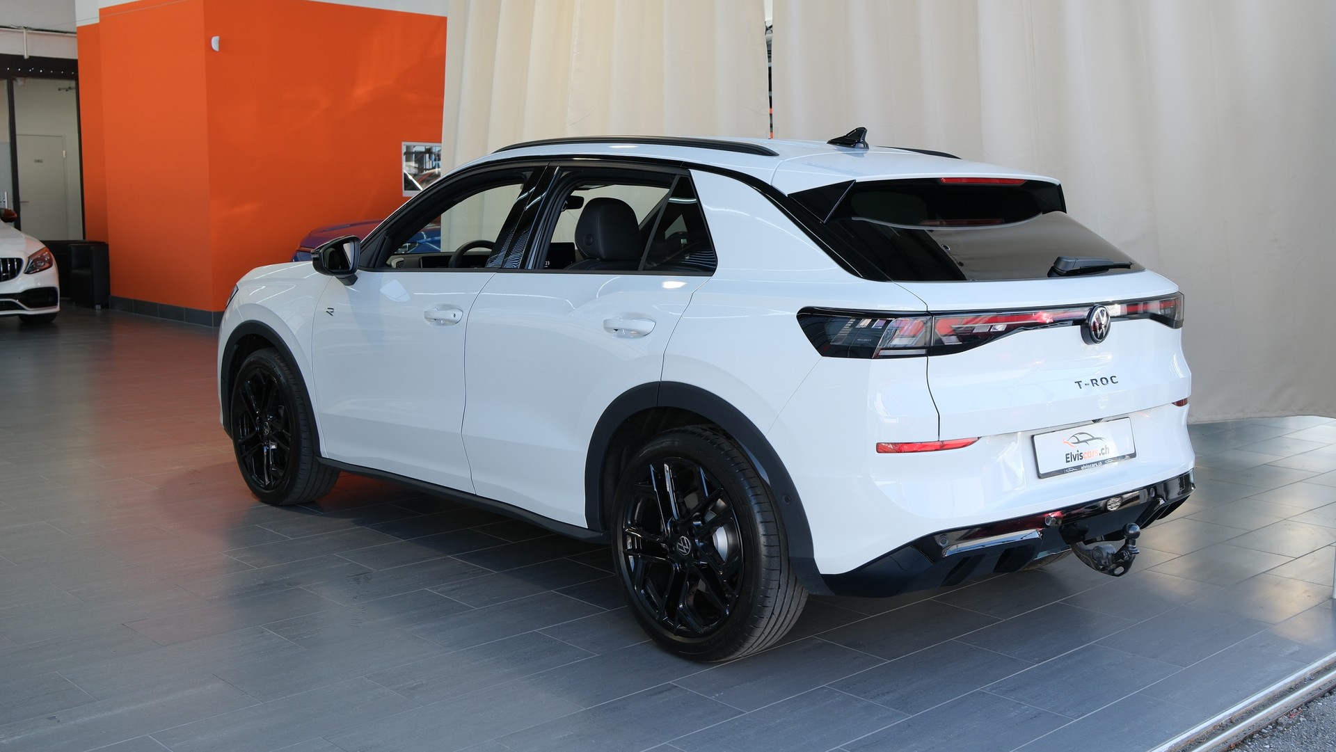 VW T-Roc 1.5 eTSI mHEV R-Line DSG " Black Style "-image-9